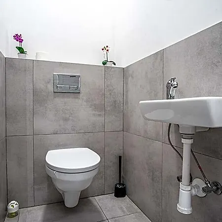 Aparthotel Jaracza 15 Prywatne